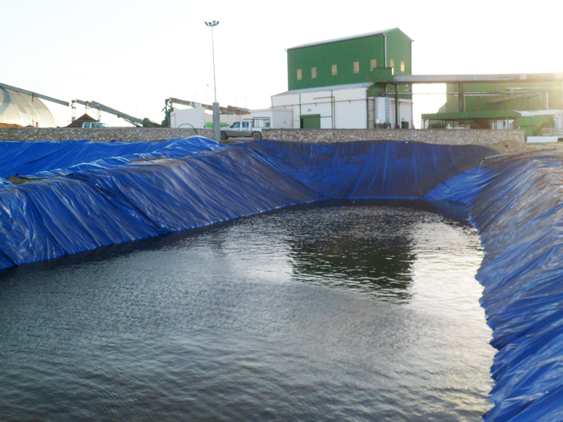 geomembrane5.jpg